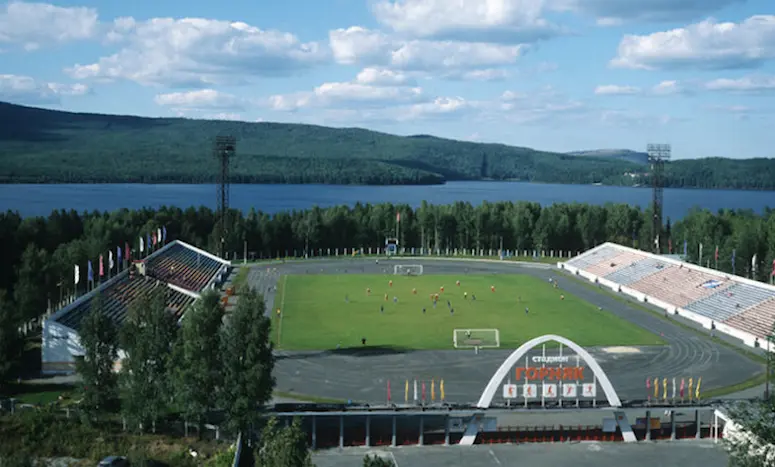 En images : un photographe capture des stades en pleine campagne russe