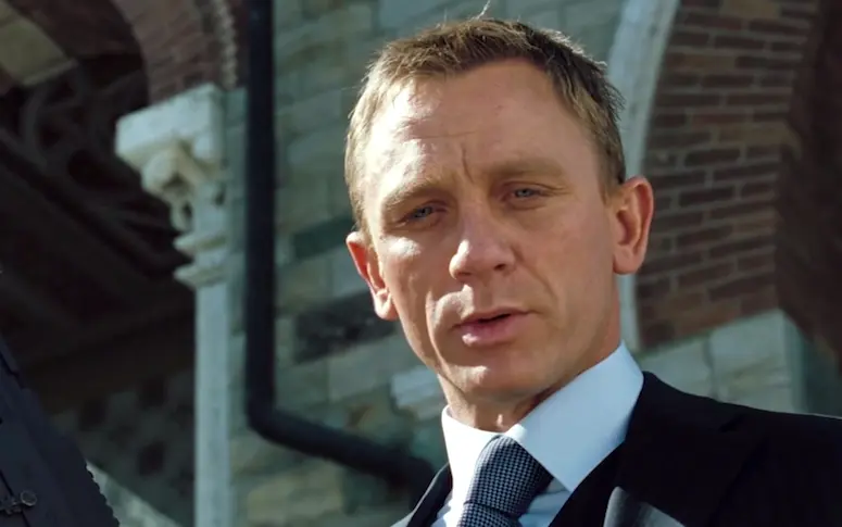 Vidéo : la saga James Bond résumée en un mashup ultime