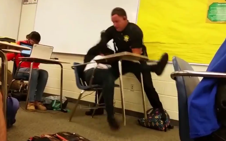 Vidéo : une jeune Noire brutalisée par un policier dans un lycée de Caroline du Sud