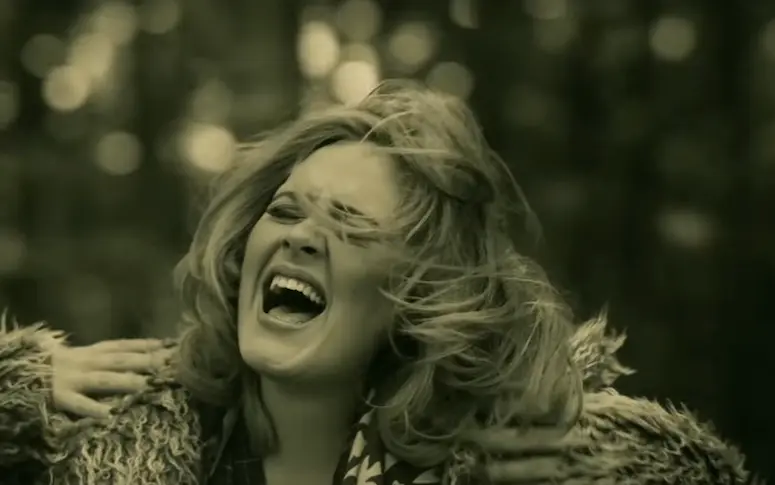 Le nouvel album d’Adele est numéro 1 des ventes (presque) partout