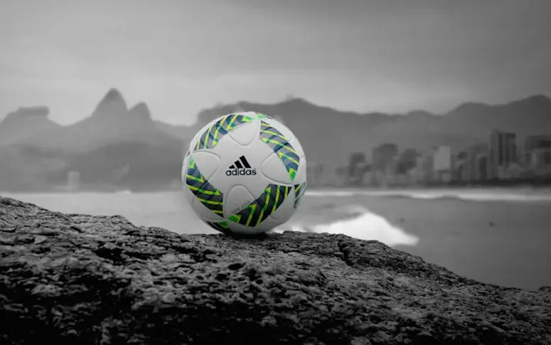 adidas révèle “Errejota”, son ballon pour 2016