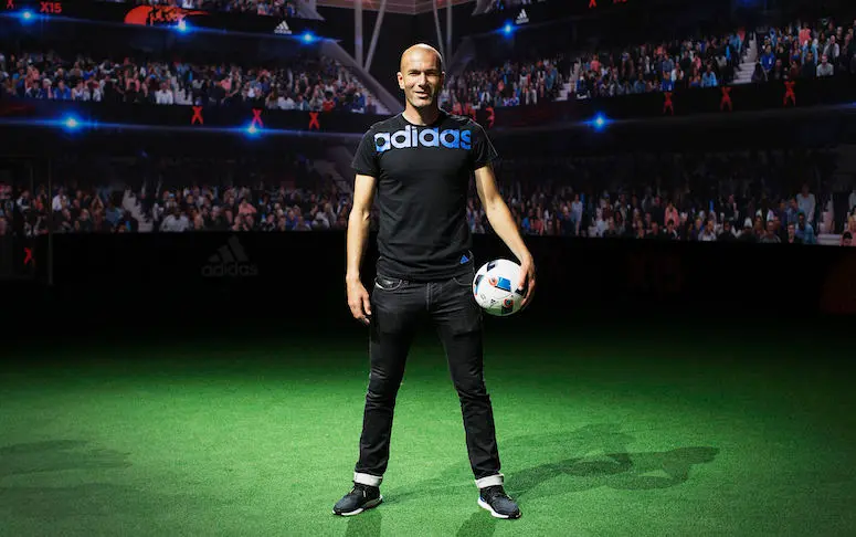 Zinédine Zidane et adidas ont inauguré la Future Arena et dévoilé les maillots européens pour 2016