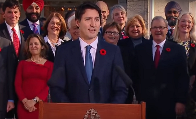 Vidéo : la réponse géniale du nouveau Premier ministre canadien sur la parité