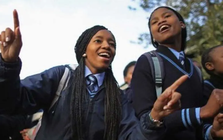 En Afrique du Sud, des étudiantes reçoivent une bourse à condition de rester vierges