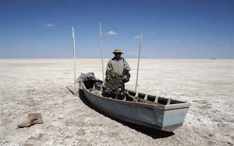 En images : le deuxième plus grand lac de Bolivie est totalement asséché
