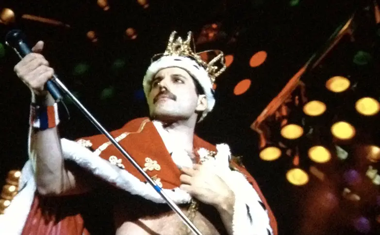 Freddie Mercury impérial dans une version a capella de We Are The Champions