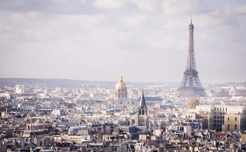 Anne Hidalgo veut réduire le nombre d’arrondissements à Paris