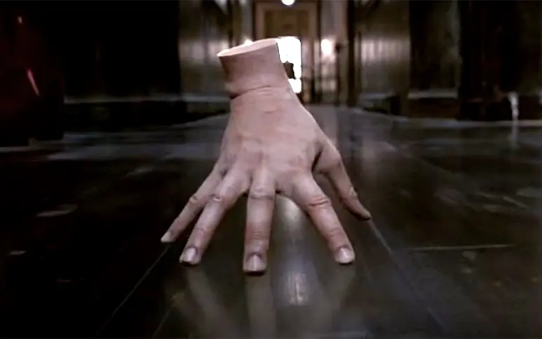Vidéo : un supercut fascinant en hommage aux mains dans le 7e art