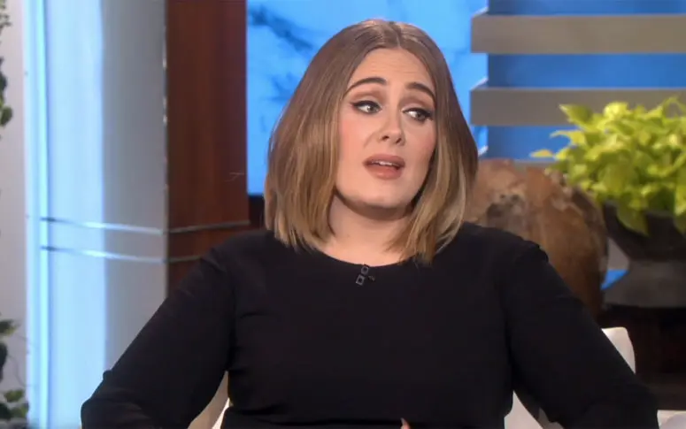 Vidéo : Adele “a pleuré toute la journée” après ses problèmes de son aux Grammy Awards