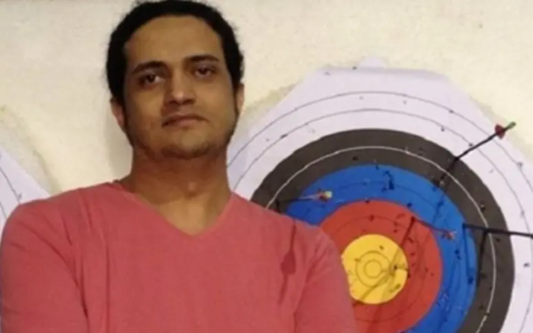 Le poète Ashraf Fayad est finalement condamné à 8 ans de prison et 800 coups de fouet