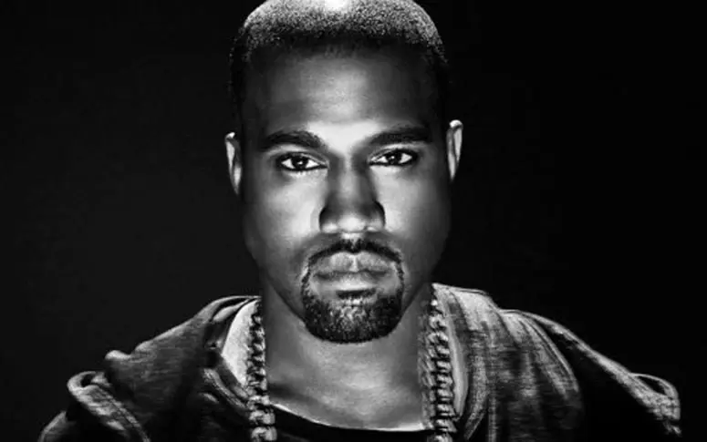 Kanye West s’en prend aux Grammy Awards et promet un nouvel album pour cet été
