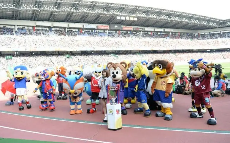 Une compétition de mascottes lance la saison au Japon !