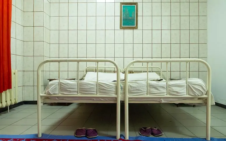 En images : dans les chambres de visite conjugale des prisons roumaines