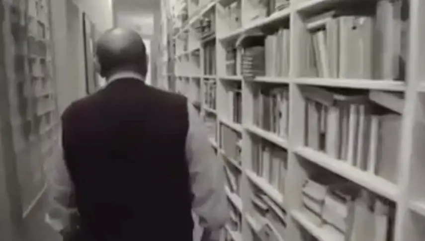 Vidéo : quand Umberto Eco déambulait dans sa fantastique bibliothèque