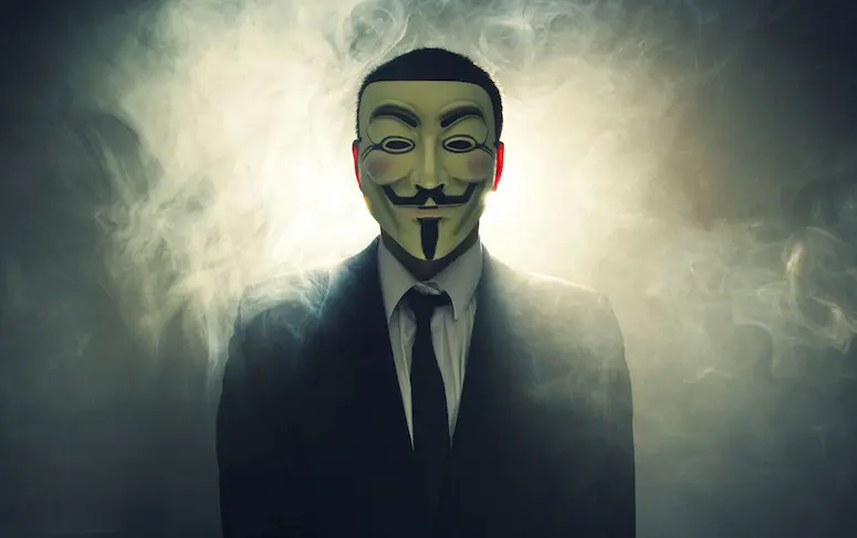 Anonymous lance sa “guerre totale” contre Donald Trump