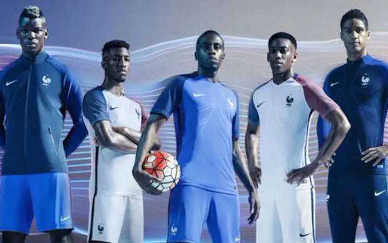 Et voici les maillots de l’Équipe de France pour l’UEFA EURO 2016 ™ !