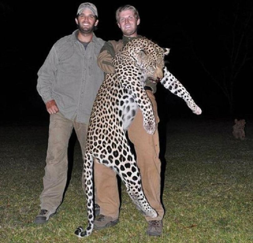 Eric et Donald  Junior Trump s'éclatent en Afrique - crédit Photo : © HUNTING LEGENDS