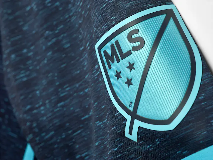 Tops, flops ou “rien ne bouge” : découvrez les nouveaux maillots 2016 de la MLS