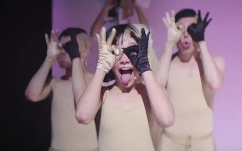 Vidéo : Sia fait à nouveau danser Maddie Ziegler dans “Cheap Thrills”
