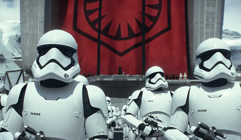 Star Wars : J.J. Abrams avoue une erreur dans une scène du Réveil de la Force