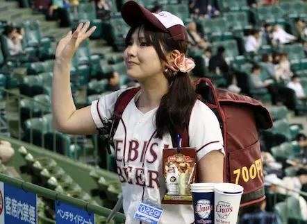 Pourquoi assister à un match de baseball à Tokyo est une expérience unique