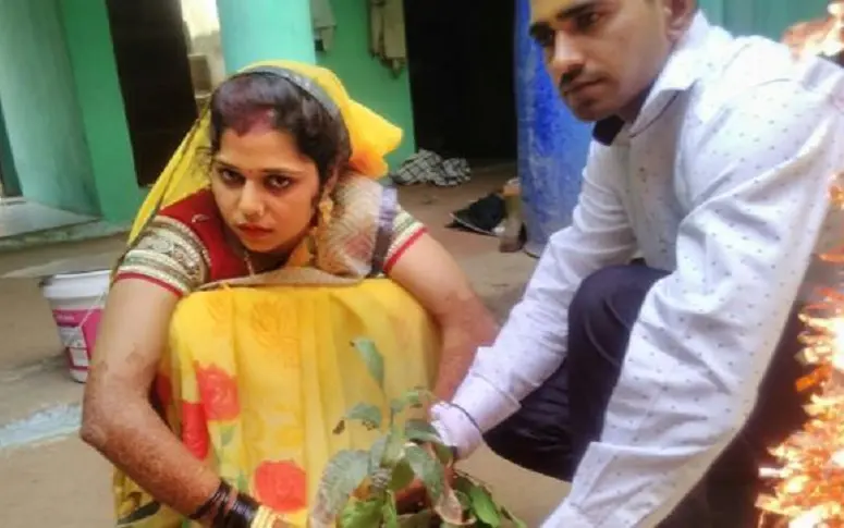 Pour son mariage, elle demande à sa belle-famille de planter 10 000 arbres