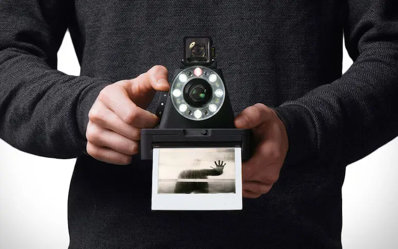 Le nouvel appareil photo instantané de The Impossible Project est une petite révolution