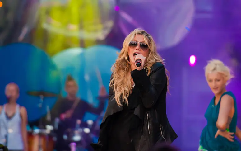 Kesha : “On m’a promis de me rendre ma liberté si je niais avoir été violée”