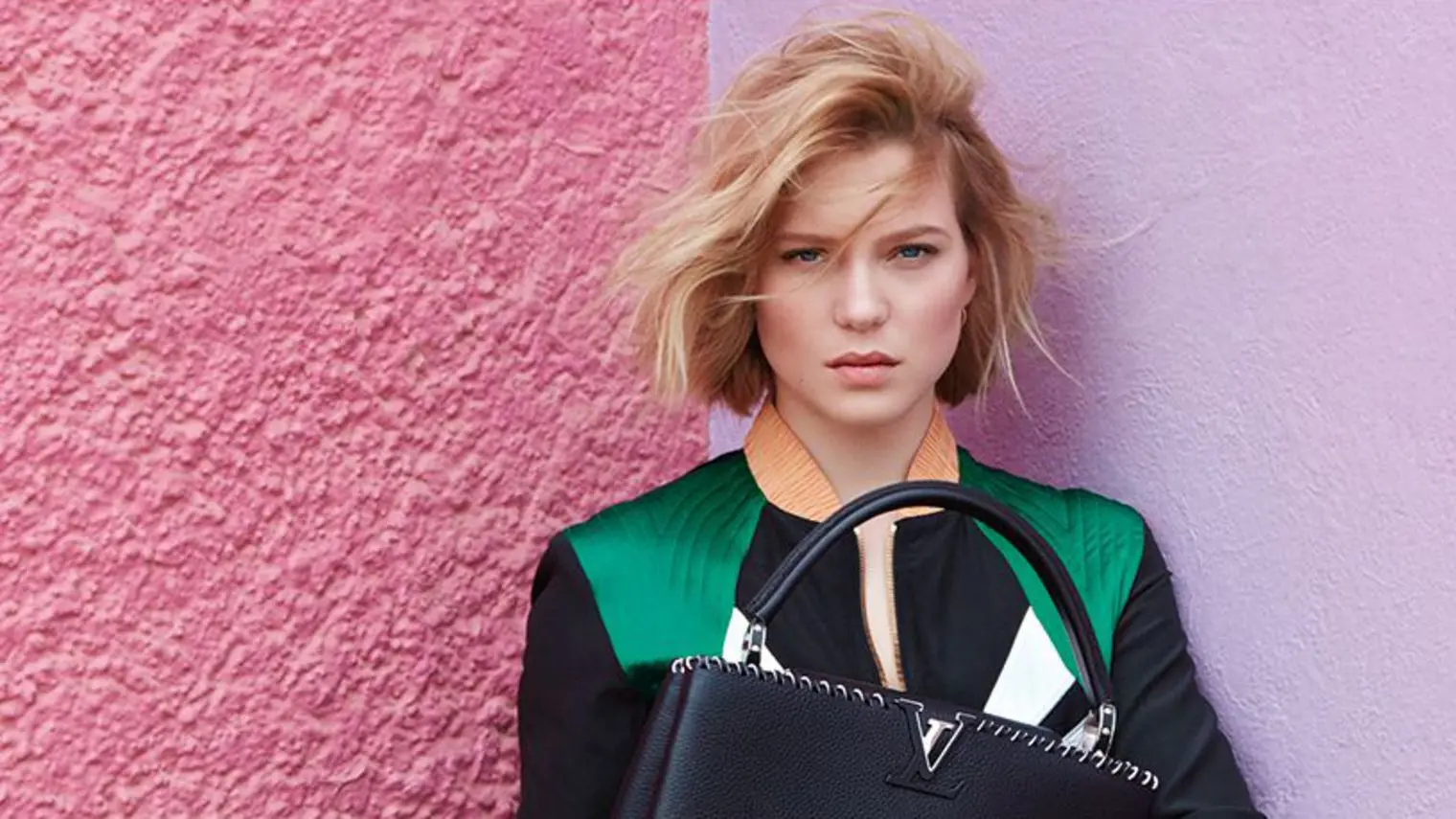 En images : Léa Seydoux à l’affiche de la nouvelle campagne colorée de Louis Vuitton