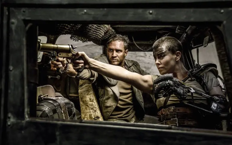 Charlize Theron décrit un tournage infernal avec Tom Hardy pour Mad Max : Fury Road