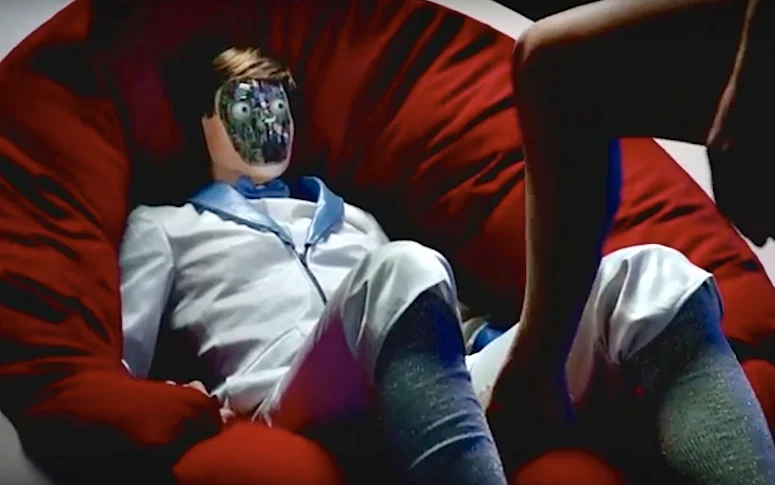 Breakbot fait chauffer le dancefloor dans le clip de “My Toy”
