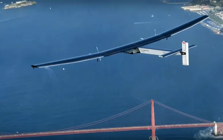 L’avion Solar Impulse réussit sa traversée du Pacifique