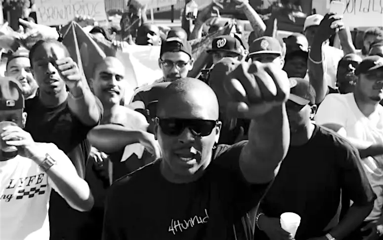 “Fuck Donald Trump” : l’hymne porté par YG et Nipsey Hussle a enfin son clip