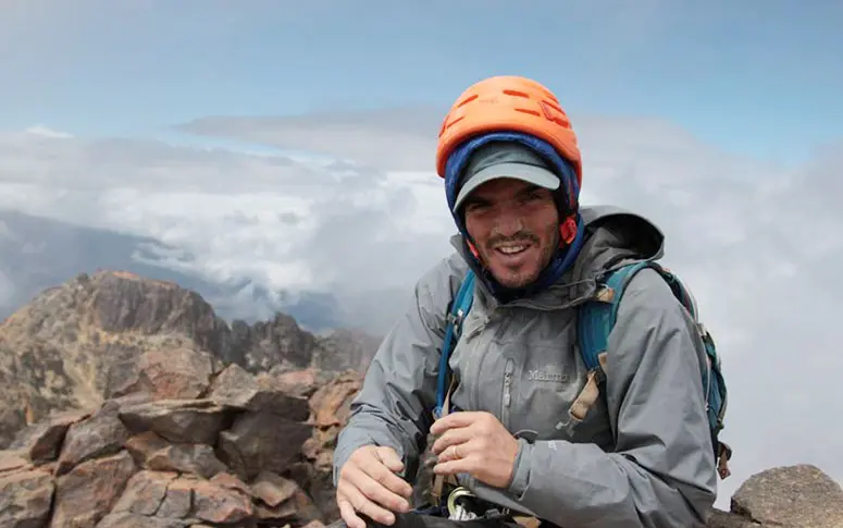 Amputé des pieds, cet alpiniste part à l’assaut de l’Himalaya sans renfort d’oxygène