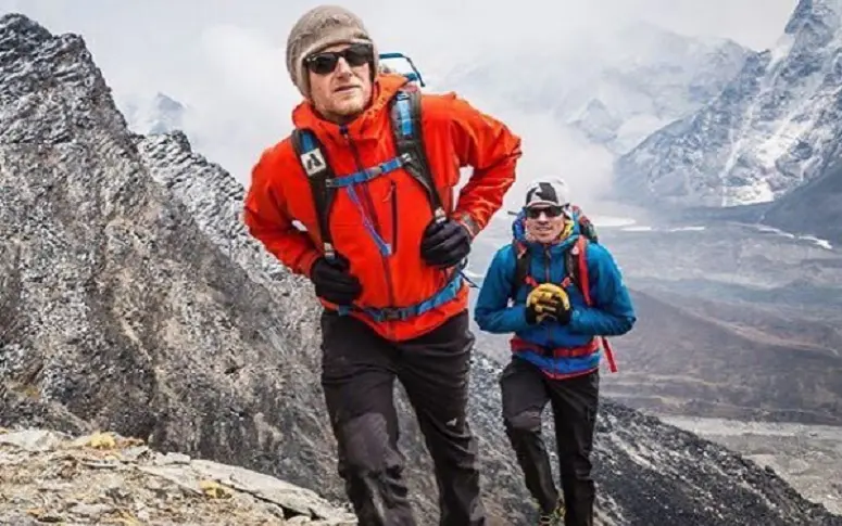 Ils gravissent l’Everest et partagent leur aventure en live sur Snapchat