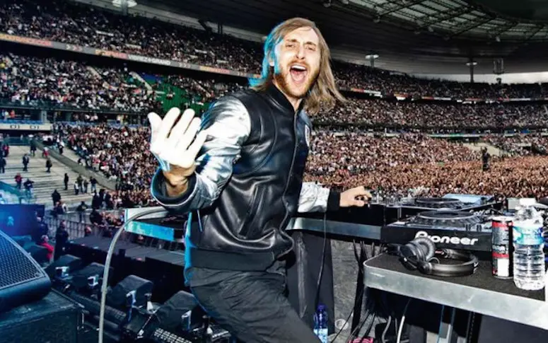 David Guetta dévoile l’hymne officiel de l’UEFA EURO 2016 ™