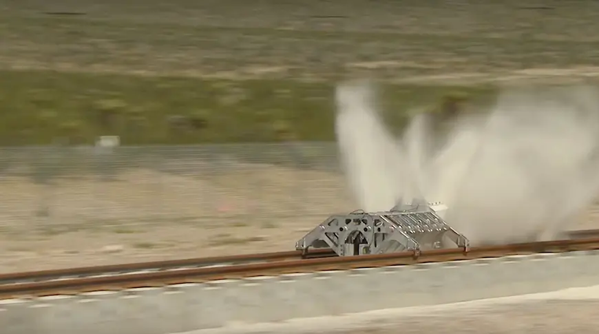 Vidéo : le premier test réussi de l’Hyperloop