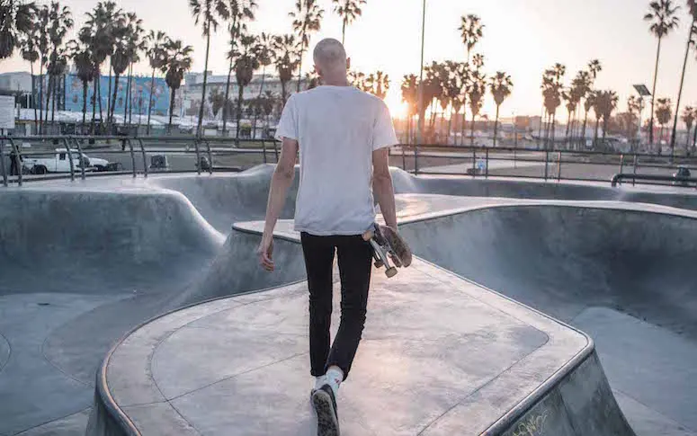 En images : l’étrange atmosphère du skatepark de Venice Beach au petit jour