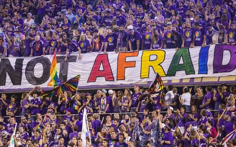 La franchise MLS d’Orlando rend hommage aux victimes de la tuerie homophobe