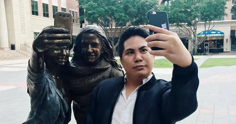 Au Texas, le gros fail de la statue municipale à la gloire de la “génération selfie”