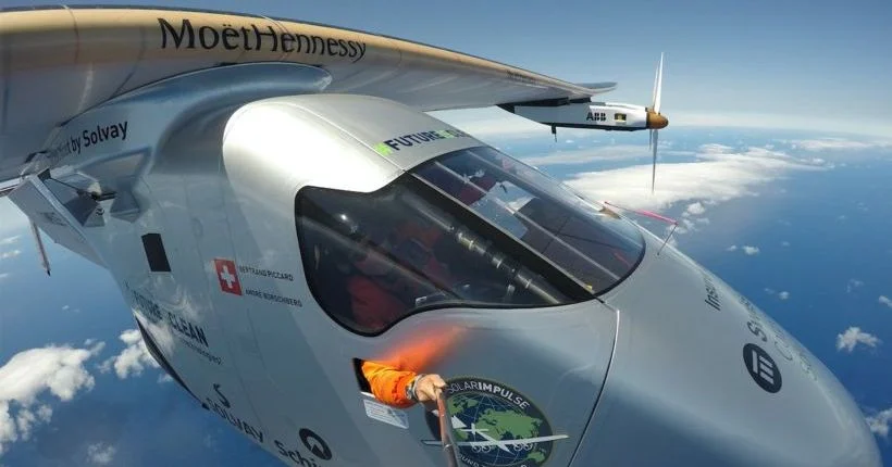 L’avion écolo Solar Impulse rallie New York à Séville en 71 heures