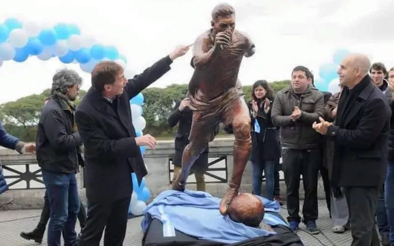 Une statue de Messi inaugurée à Buenos Aires pour le convaincre de rester en sélection