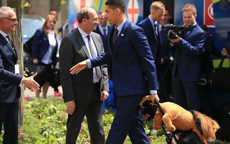 Comment la peluche de Smalling est-elle devenue la mascotte de l’équipe d’Angleterre ?