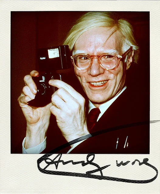 En solde : l’appareil photo d’Andy Warhol