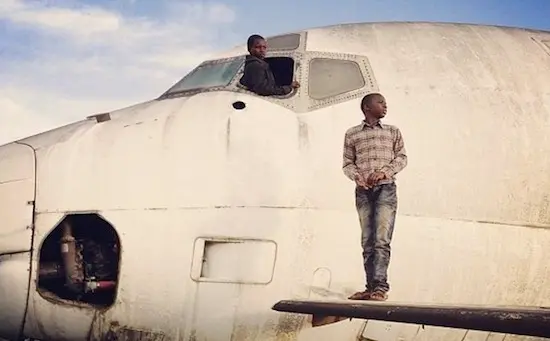 Au Congo, un aéroport abandonné devenu terrain de jeu