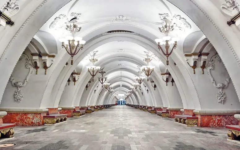 En images : à Moscou, les stations de métro ont des airs de palais