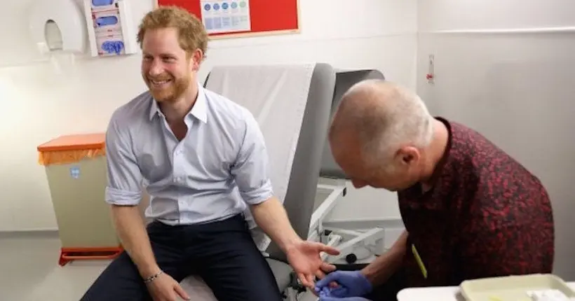 Le prince Harry se fait dépister du sida en live sur Internet