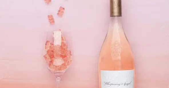 3 000 Américains sur liste d’attente pour des bonbons oursons au rosé