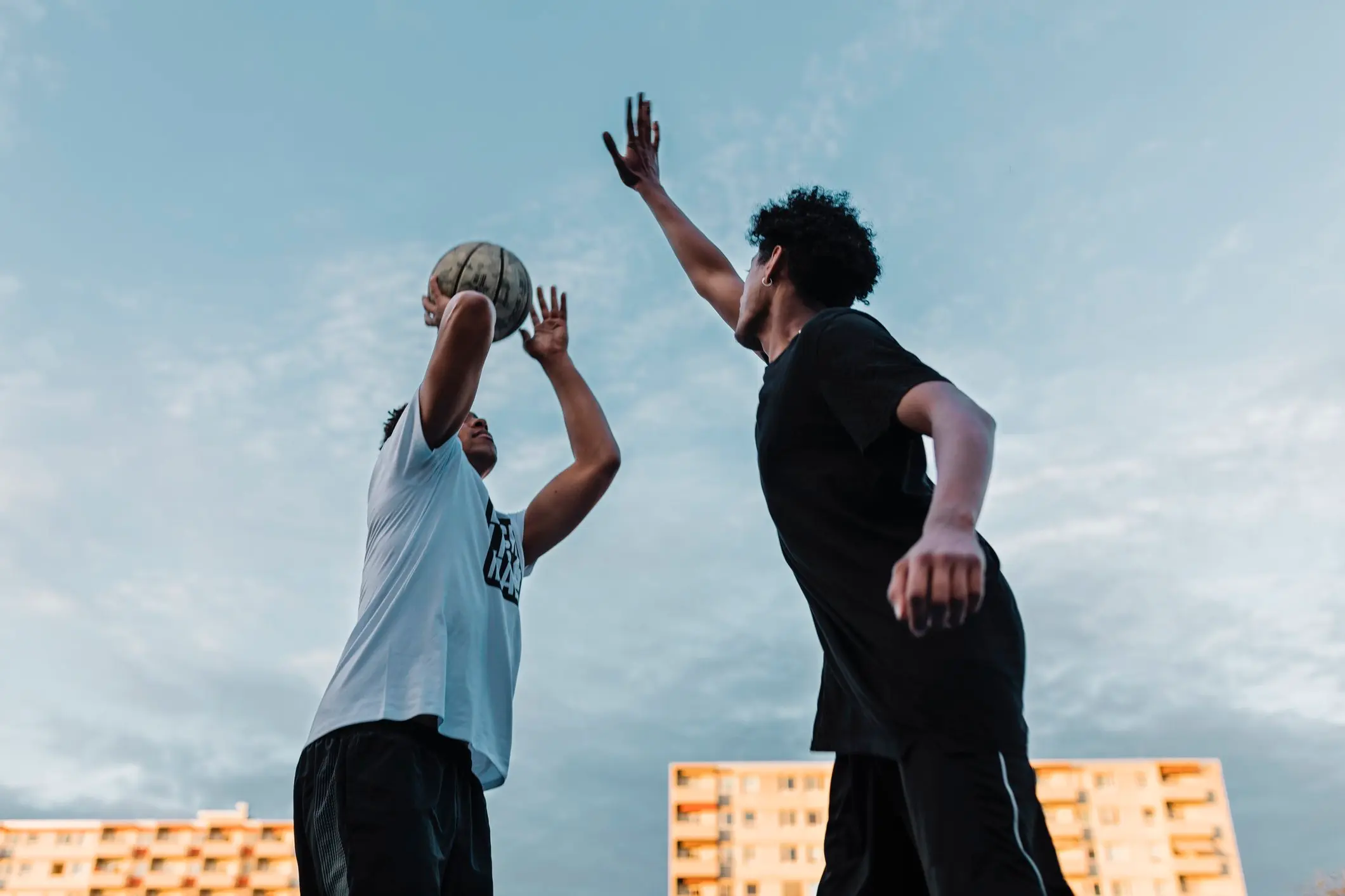 Interview croisée : On a discuté avec les basketteuses de la vidéo de Nike et Kourtrajmeuf