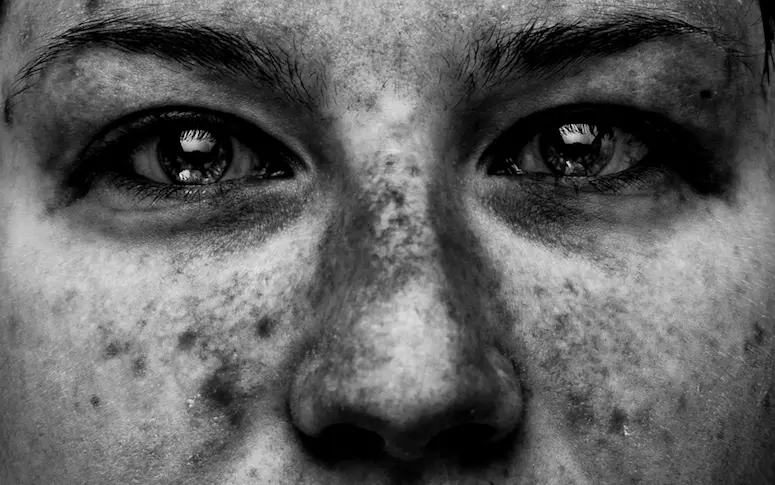 En images : David Fitt défie l’esthétique du visage humain